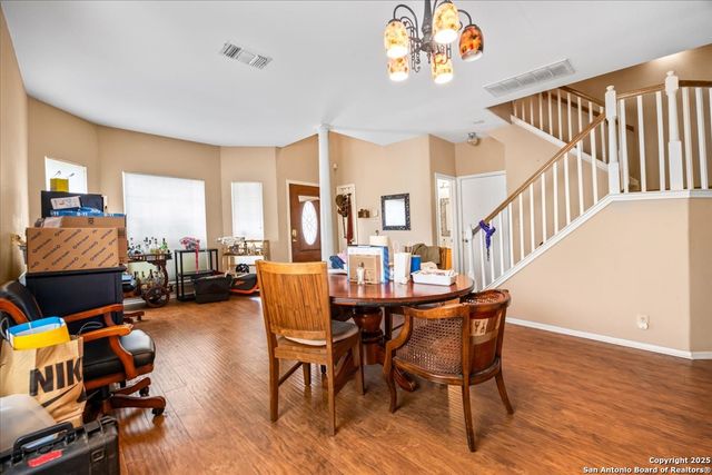 115 Morgans Cir, San Antonio, TX 78216