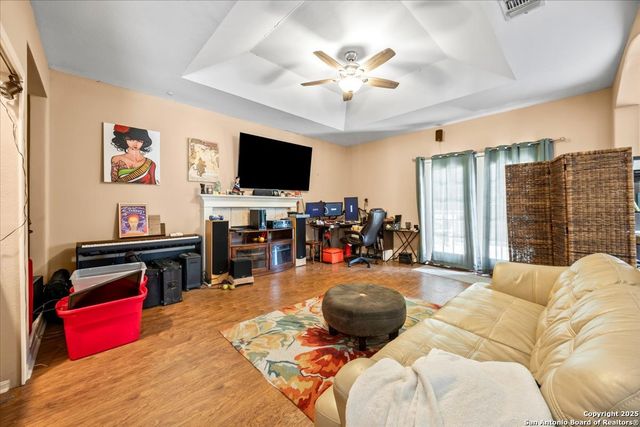 115 Morgans Cir, San Antonio, TX 78216