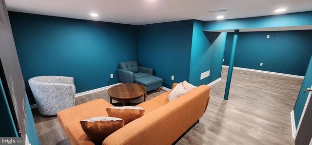 1033 MARLAU DR, Baltimore, MD 21212