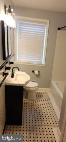 1033 MARLAU DR, Baltimore, MD 21212