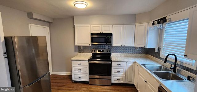 1033 MARLAU DR, Baltimore, MD 21212