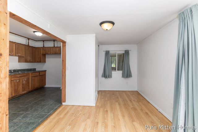 6118 N Hawley Highway, Belding, MI 48809