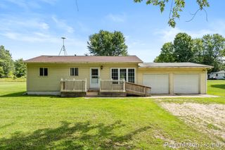 6118 N Hawley Highway, Belding, MI 48809