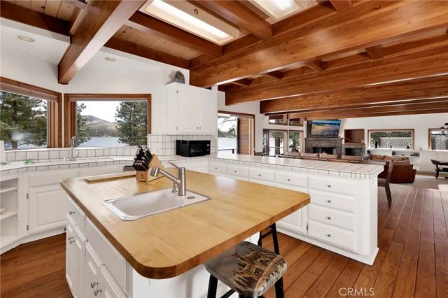 251 N Eureka Drive, Big Bear, CA 92315