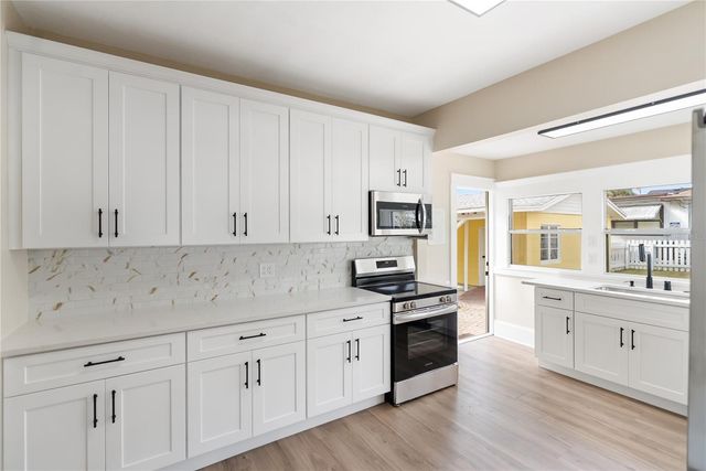 1715 6TH AVENUE W, Bradenton, FL 34205