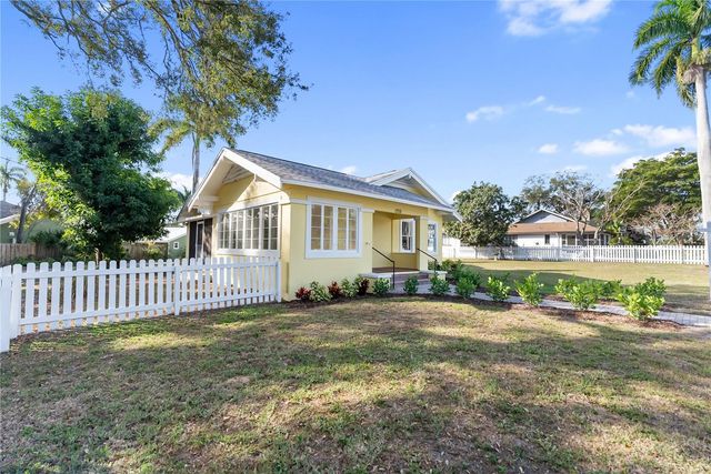 1715 6TH AVENUE W, Bradenton, FL 34205