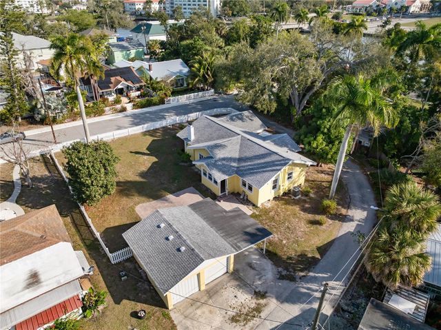 1715 6TH AVENUE W, Bradenton, FL 34205