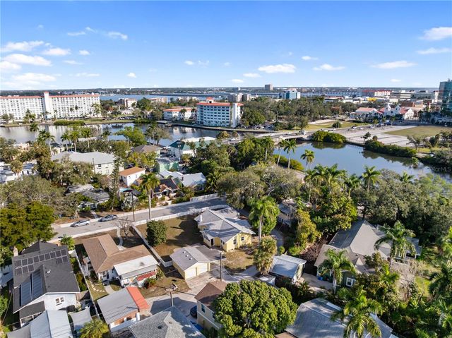 1715 6TH AVENUE W, Bradenton, FL 34205