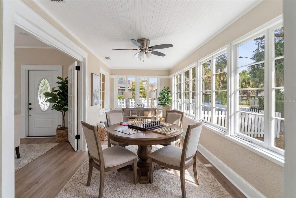 Image 46 of property listing at 1715 6TH AVENUE W, Bradenton, FL 34205