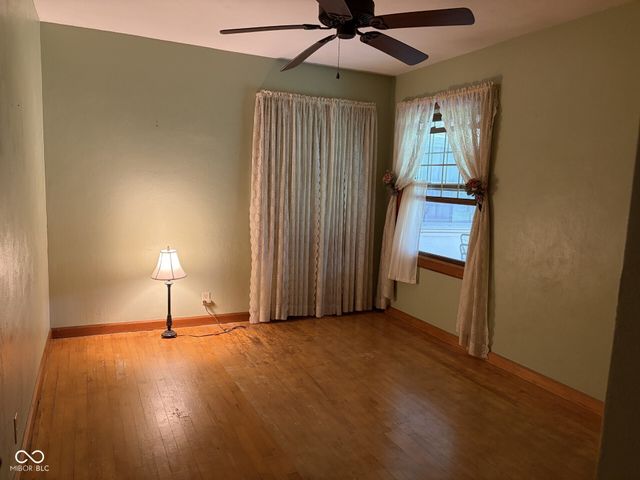 416 N McCullum, Knightstown, IN 46148