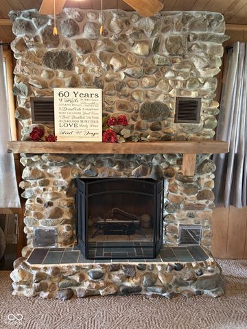 416 N McCullum, Knightstown, IN 46148