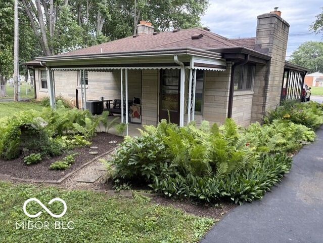 416 N McCullum, Knightstown, IN 46148