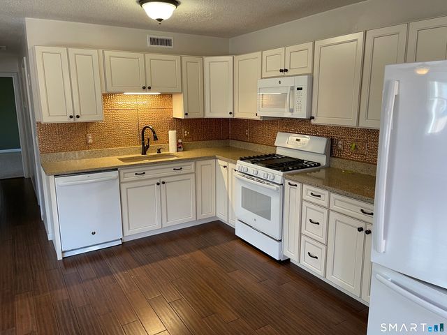 663 Beach Pond Road, Voluntown, CT 06384