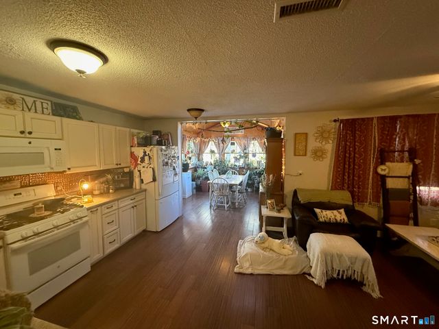 663 Beach Pond Road, Voluntown, CT 06384