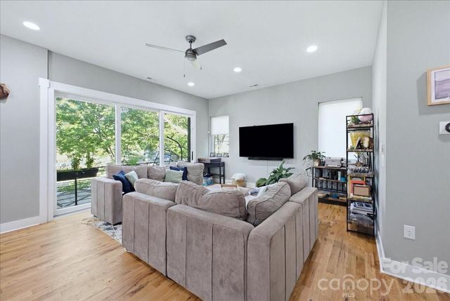 1315 N Davidson Street, Charlotte, NC 28206