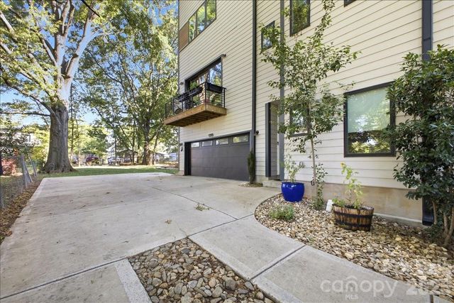 1315 N Davidson Street, Charlotte, NC 28206