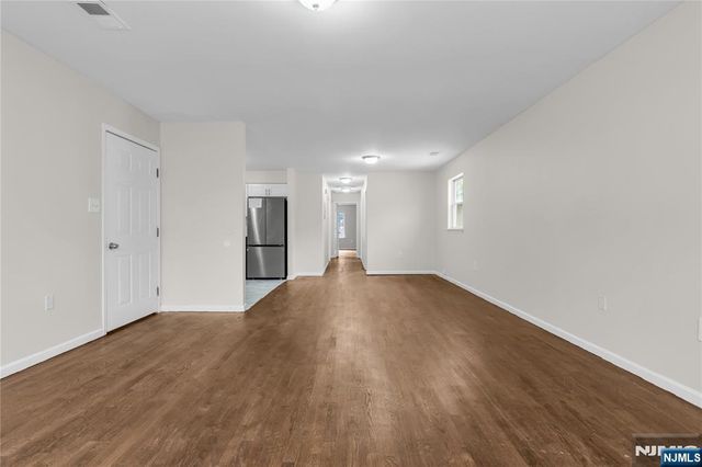 232 4th Street, Newark, NJ 07107