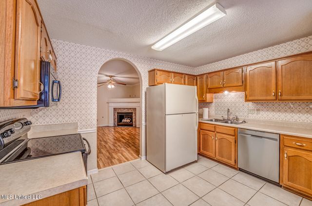 6742 Beaumont Circle, Southaven, MS 38671