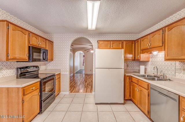 6742 Beaumont Circle, Southaven, MS 38671
