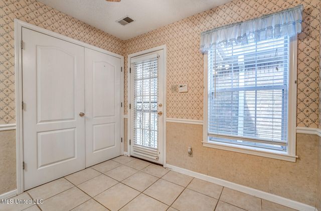 6742 Beaumont Circle, Southaven, MS 38671