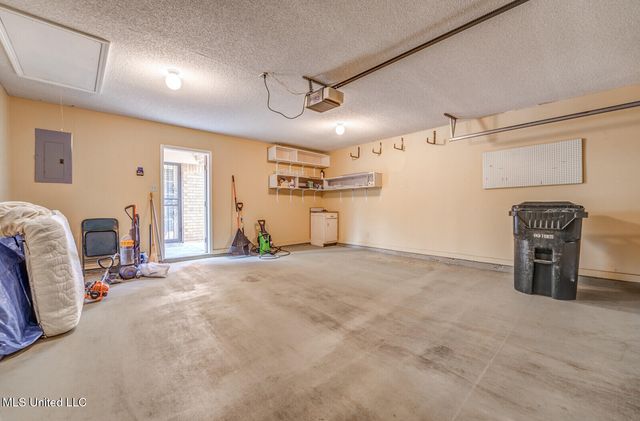 6742 Beaumont Circle, Southaven, MS 38671