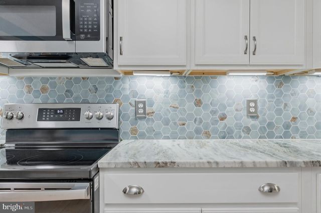 118 YORKTOWN DR, Ruther Glen, VA 22546