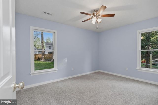 118 YORKTOWN DR, Ruther Glen, VA 22546