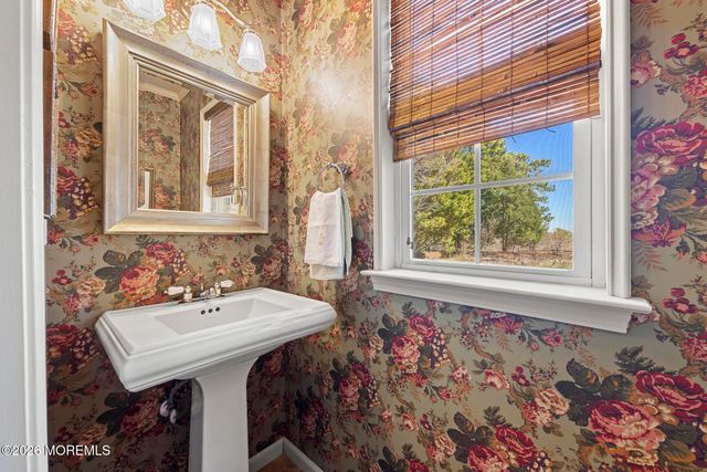 5 Jon Drive, Barnegat, NJ 08005