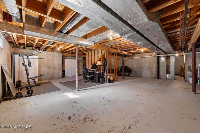 5 Jon Drive, Barnegat, NJ 08005