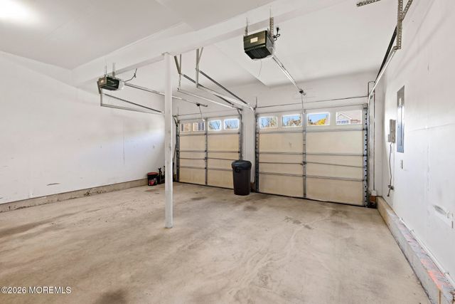 5 Jon Drive, Barnegat, NJ 08005