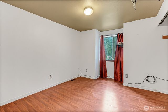 9520 175th Street Ct E, Puyallup, WA 98375