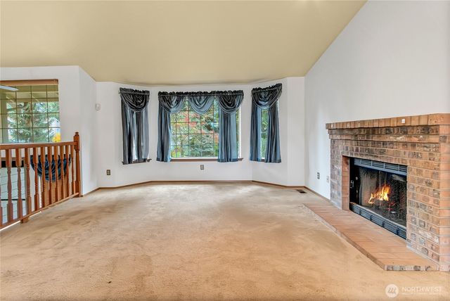 9520 175th Street Ct E, Puyallup, WA 98375