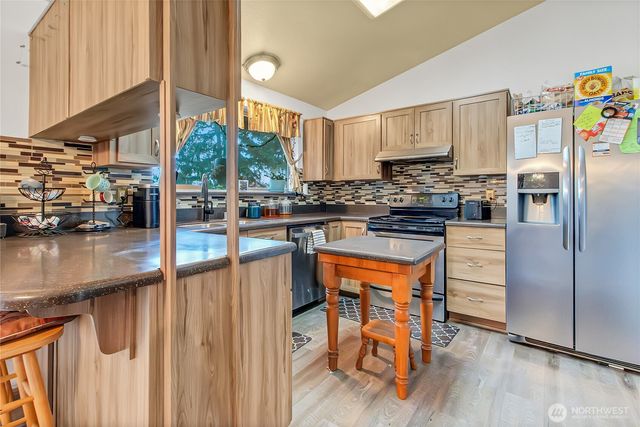 9520 175th Street Ct E, Puyallup, WA 98375