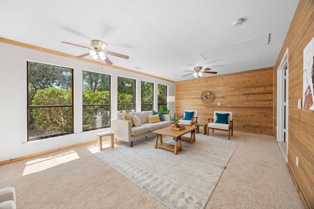 433 MAPLE RUN DR, Round Rock, TX 78664