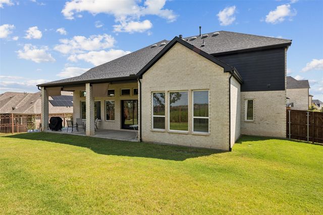 6805 Lost Falls Drive, Flower Mound, TX 76226