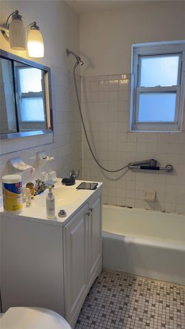 3240 Riverdale Avenue 3J, Bronx, NY 10463