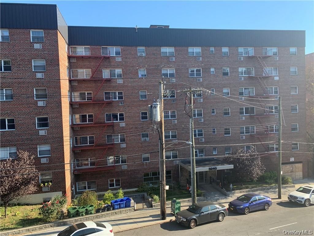 3240 Riverdale Avenue 3J, Bronx, NY 10463 — exterior