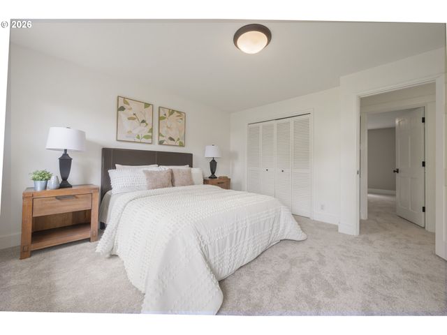 2145 FLORAL HILL Dr, Eugene, OR 97403