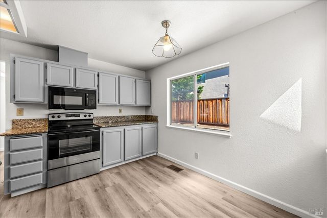 446 Merlot Ln, American Canyon, CA 94503