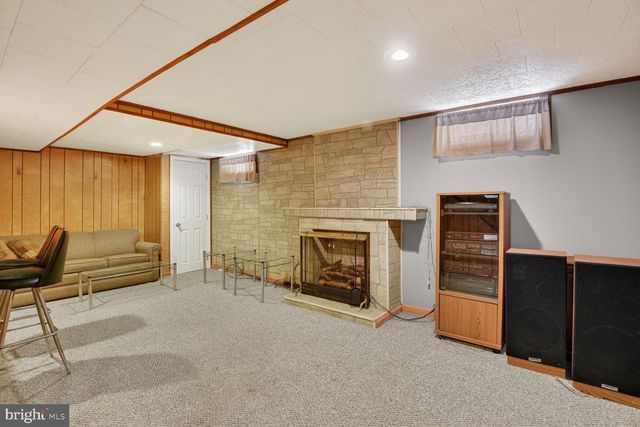 4716 QUEENS CHAPEL TER NE, Washington, DC 20017