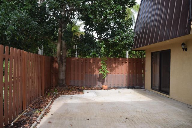 5945 SE Windsong Lane 907, Stuart, FL 34997