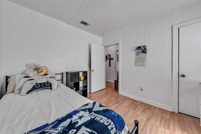 3017 Pueblo Trail, Lake Worth, TX 76135