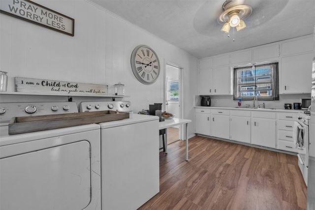 3017 Pueblo Trail, Lake Worth, TX 76135