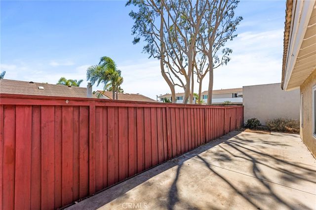 8262 Manifesto, Huntington Beach, CA 92646