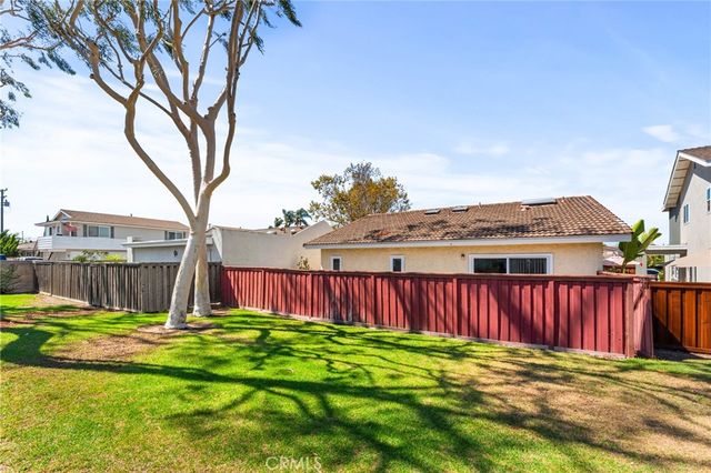 8262 Manifesto, Huntington Beach, CA 92646