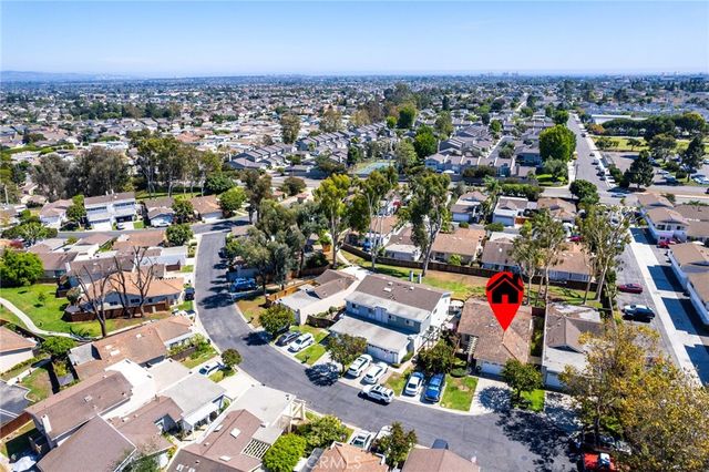 8262 Manifesto, Huntington Beach, CA 92646