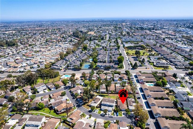 8262 Manifesto, Huntington Beach, CA 92646