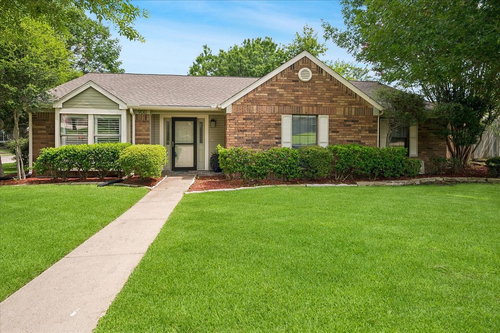 900 Tupelo Drive, Coppell, TX 75019