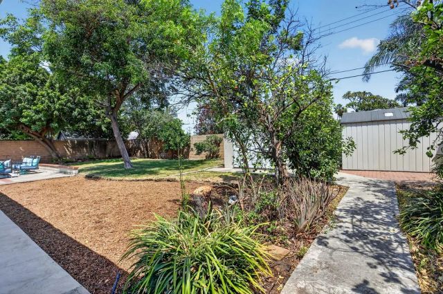 471 S Rosalind Drive, Orange, CA 92869