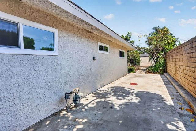 471 S Rosalind Drive, Orange, CA 92869